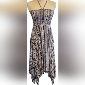 🌞NWT FC ~ Geometric Black and White Hanky Hem Dress